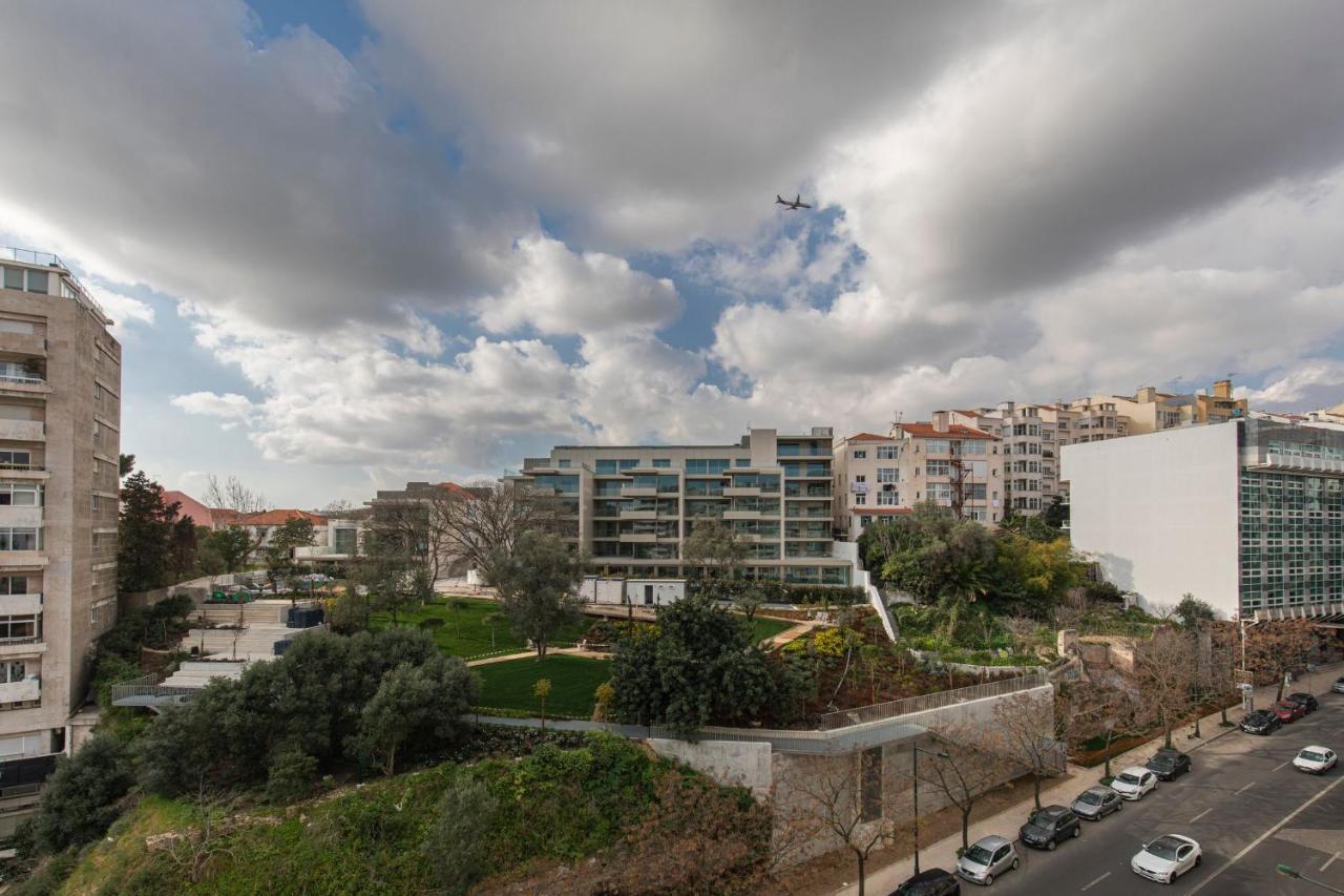 Glamorous 2bdr By Lovelystay Lissabon